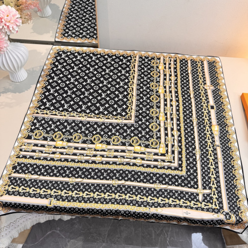 Louis Vuitton Classic Fashion Versatile Logo Chain Printed Silk Square Towel 90 x 90 CM