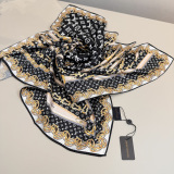 Louis Vuitton Classic Fashion Versatile Logo Chain Printed Silk Square Towel 90 x 90 CM