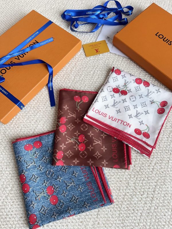 Louis Vuitton Fashion Versatile Cherry Logo Printed Silk Square Towel 90 x 90 CM