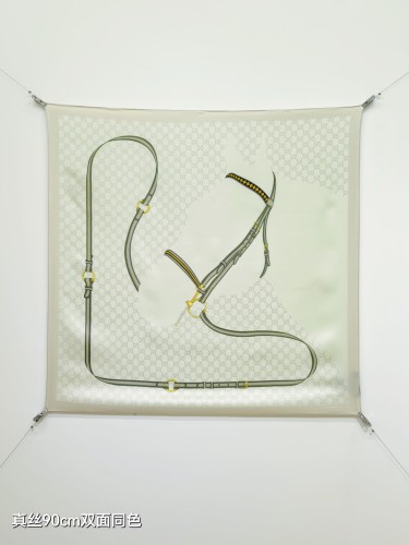 Gucci Fashion Versatile Double Sided Silk Square Towel 90 x 90 CM
