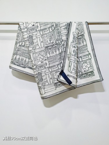 Louis Vuitton Fashion Versatile Double Sided Silk Square Towel 90 x 90 CM