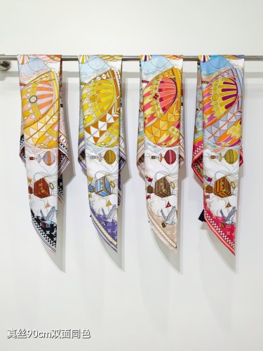 Louis Vuitton Fashion Versatile Double Sided Silk Square Towel 90 x 90 CM