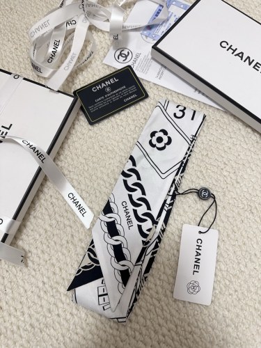 Chanel Fashion Versatile Silk Hair Strap Paddle Scarf 6x 120 CM
