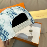 Louis Vuitton High Street Versatile Baseball Hat Couple Sunshade Duck Tongue Hat 56CM