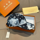 Louis Vuitton High Street Versatile Baseball Hat Couple Sunshade Duck Tongue Hat 56CM
