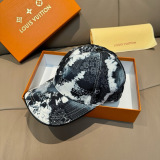 Louis Vuitton High Street Versatile Baseball Hat Couple Sunshade Duck Tongue Hat 56CM