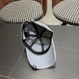 Moncler New Couple High Street Washed Baseball Hat Sunshade Duck Tongue Hat Damaged