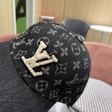 Louis Vuitton New Fashion Casual Versatile Baseball Hat Embroidered Logo Duck Tongue Hat 56CM