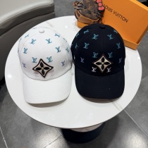 Louis Vuitton Classic Fashion Embroidered Baseball Hat Couple Versatile Duck Tongue Hat