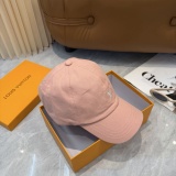 Louis Vuitton Simple Embroidered Logo Baseball Hat Unisex Casual Versatile Duck Tongue Hat 