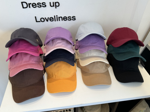 Yves Saint Laurent New Simple Casual Baseball Hat