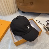 Louis Vuitton Simple Embroidered Logo Baseball Hat Unisex Casual Versatile Duck Tongue Hat 
