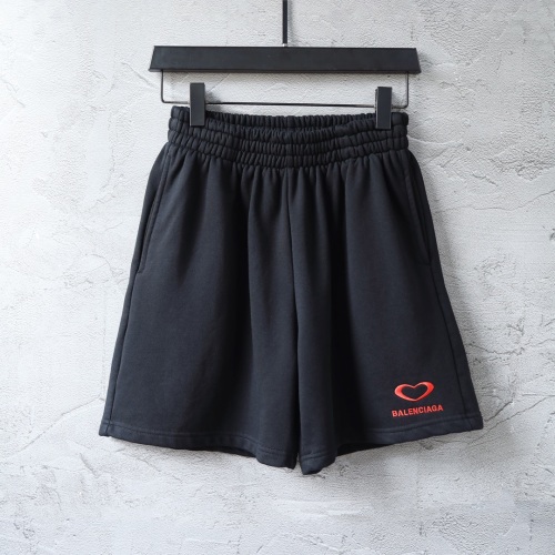 Balenciaga 26SS Classic Love Logo Embroidered Sports Shorts Couple Versatile Casual Beach Pants