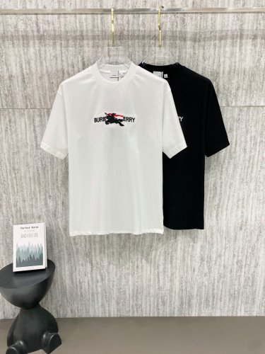 Burberry 26SS Classic Embroidered War Horse Logo T-shirt Unisex Versatile Casual Short Sleeve