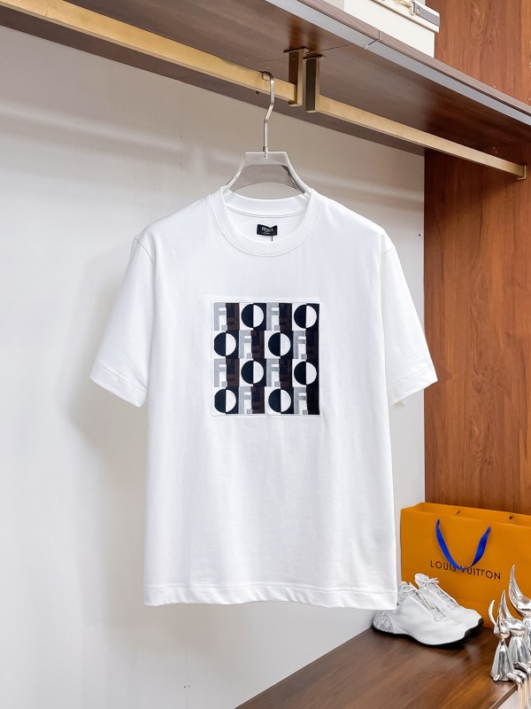 Fendi 26SS Fashion Embroidered Logo T-shirt Unisex Casual Versatile Short Sleeve