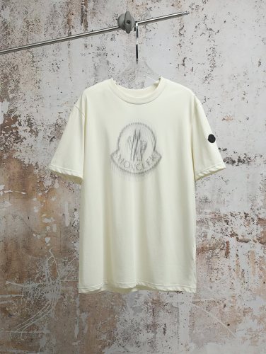 Moncler 26SS Fashion Blur Logo Printed T-shirt Couple Casual Round Neck Short Sleeve