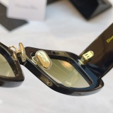 Dior Fashion Versatile Square Frame Sunglasses Size: 52-21-145