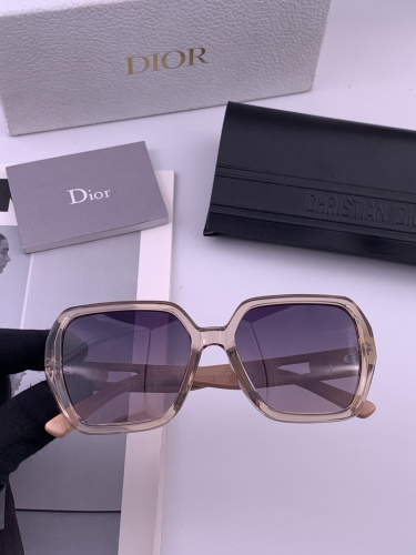 Dior Women's Fashion Versatile Square Frame Polarized Sunglasses