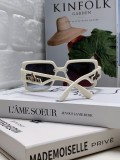 Prada 2026 Fashion Versatile Handcase Square Frame Too Large Glasses