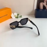 Louis Vuitton Couple Fashion Versatile Square Frame Sunglasses