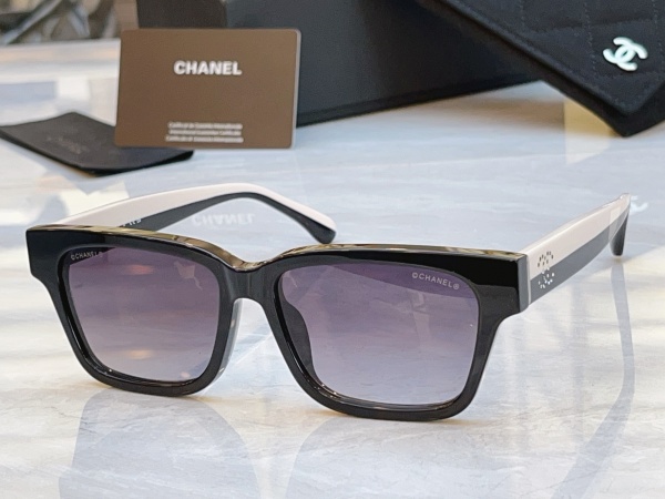 Chanel Fashion Versatile Square Frame Sunglasses Size: 53-16-140