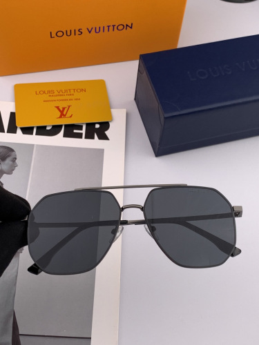 Louis Vuitton Fashion Versatile Casual Pilot Polarized Sunglasses
