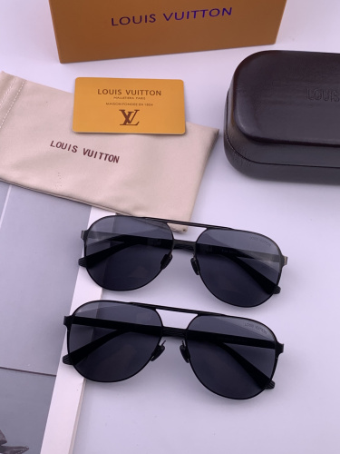 Louis Vuitton Fashion Versatile Colorful Pilot Polarized Sunglasses