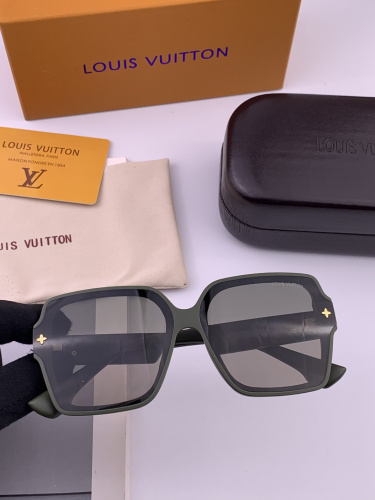 Louis Vuitton Fashion Versatile Ultra Light Square Frame Sunglasses