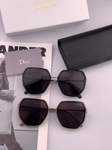 Dior Women's Fashion Versatile Square Frame Thick Polarized Sunglasses