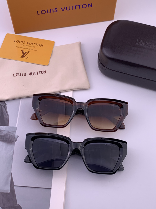 Louis Vuitton Fashion Versatile Ultra Light Square Frame Sunglasses