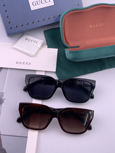 Gucci Women's Fashion Versatile Square Frame Sunglasses