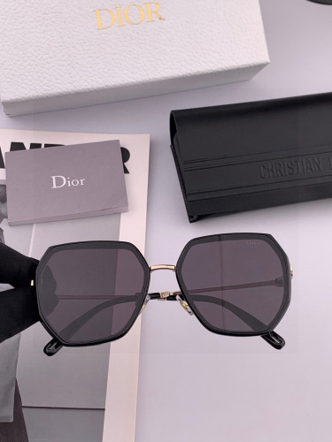 Dior Women's Fashion Versatile Square Frame Thick Polarized Sunglasses