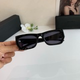 Yves Saint Laurent Fashion Versatile Square Large Frame Sunglasses