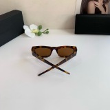 Yves Saint Laurent Fashion Versatile Square Large Frame Sunglasses