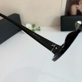 Yves Saint Laurent Fashion Versatile Square Large Frame Sunglasses