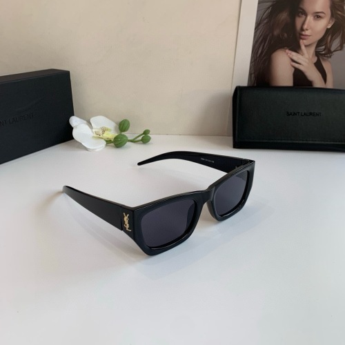 Yves Saint Laurent Fashion Versatile Square Large Frame Sunglasses