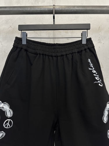 Chanel 26SS Couple Fashion Hand Drawn Logo Printed Casual Versatile Shorts