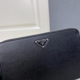 Prada Men's Classic Triangle Logo Handbag Size: 26.5 x 17 x 5 CM