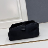 Prada Classic Triangle Logo Mini Shoulder Bag Mailman Bag Size: 16 x 16 x 8 CM