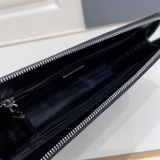 Prada Men's Classic Triangle Logo Handbag Size: 26.5 x 17 x 5 CM