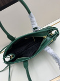 Prada Fashion Crocodile Pattern Handbag Crossbody Bag Size: 32 x 17 x 10 CM