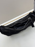 Prada Fashion Mesh Handbag Underarm Bag Size: 24 × 16 × 7 CM