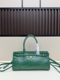 Prada Fashion Crocodile Pattern Handbag Crossbody Bag Size: 32 x 17 x 10 CM