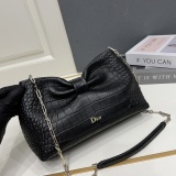 Dior New Fashion Bow Leather Chain Cross Shoulder Bag Size: 26 x 8 x 18 CM