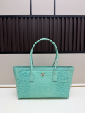 Chanel 26SS Fashion Leather Tote Handbag Crossbody Bag Size: 35 x 21 x 12 CM