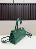 Prada Fashion Crocodile Pattern Handbag Crossbody Bag Size: 32 x 17 x 10 CM