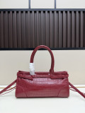 Prada Fashion Crocodile Pattern Handbag Crossbody Bag Size: 32 x 17 x 10 CM