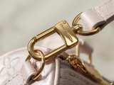 Louis Vuitton Classic Nano Speedy Handbag Chain Crossbody Bag Size: 16 x 10 x 7.5 CM
