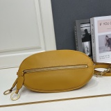 Balenciaga 2026 Classic Leather Shell Bag Handbag Crossbody Bag Size: 30 x 13 x 16 CM