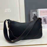 Prada Classic Versatile Underarm Shoulder Bag Size: 28 x 16 x 8 CM